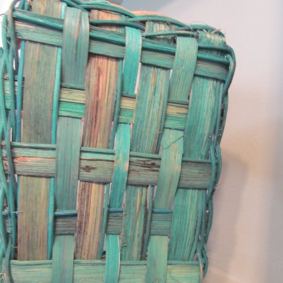 Vintage NWT 80s Dudley's Basket ~ Rattan Woven Wicker w/ Handle ~ Green & Pink - Picture 12 of 14